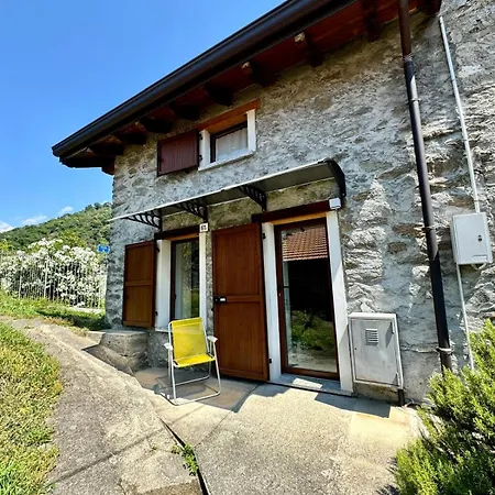 Casa Monastero * Ντέρβιο